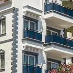 Dekatria Rooms&aparts Hotel
