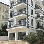 Dekatria Rooms&aparts 3*