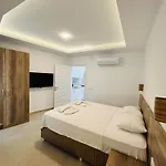 Dekatria Rooms&aparts Hotel