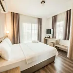 Dekatria Rooms&aparts Hotel
