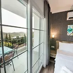 Dekatria Rooms&aparts Hotel