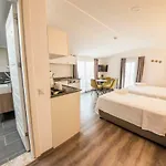 Dekatria Rooms&aparts Hotel