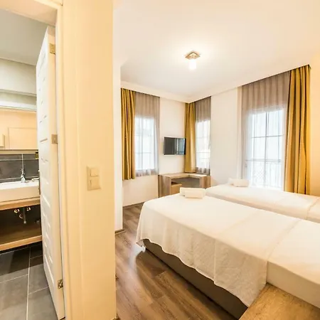 Dekatria Rooms&aparts Κας