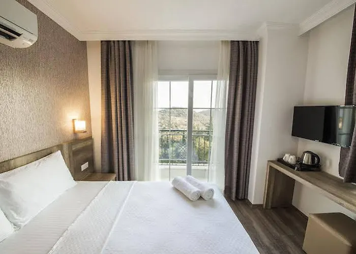 Dekatria Rooms&aparts 3*