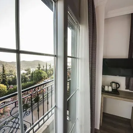 Dekatria Rooms&aparts Otel 3*