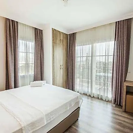 Dekatria Rooms&aparts 3* 卡斯