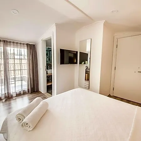 Dekatria Rooms&aparts 3* 卡斯