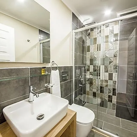 Dekatria Rooms&aparts 3* 卡斯