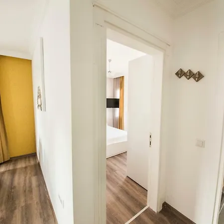 Dekatria Rooms&aparts 3*