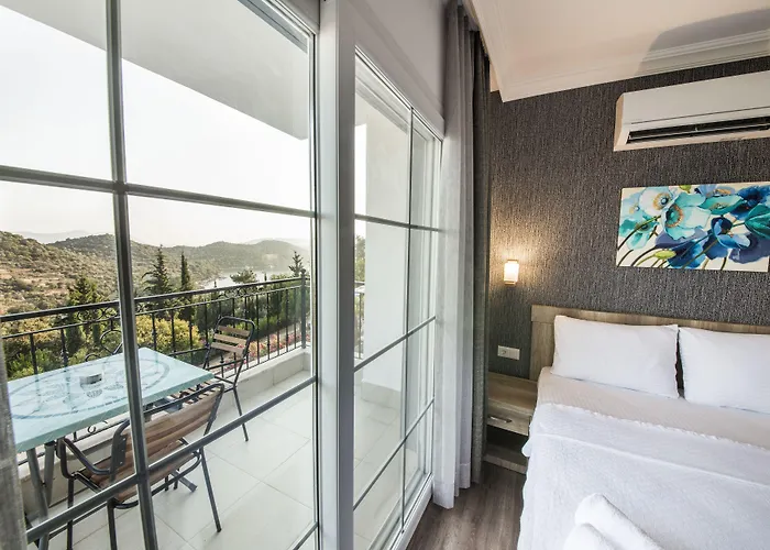 Dekatria Rooms&aparts Hotel 3*