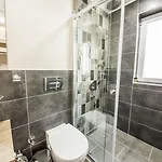 Otel Dekatria Rooms&aparts